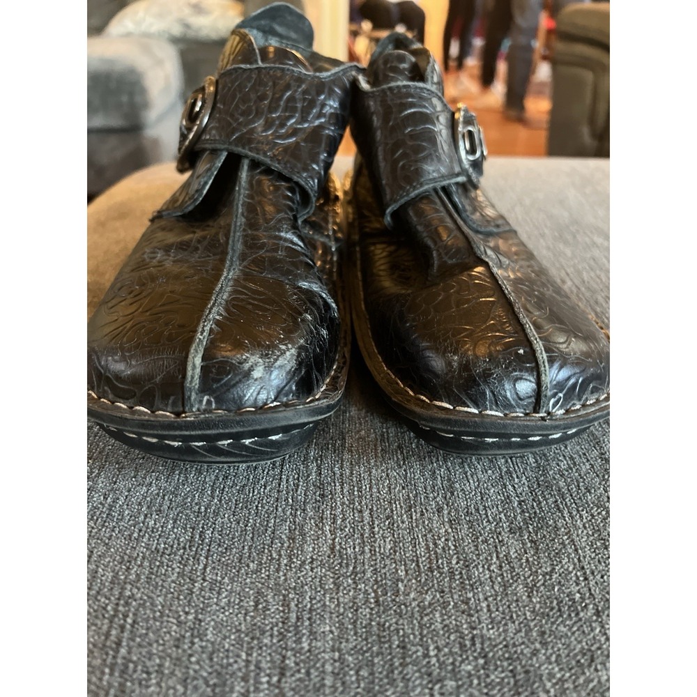 Alegria Caiti Tooled Women's 39 Black Leather Hook & Loop Ankle Bootie Shoe - Picture 8 of 8
